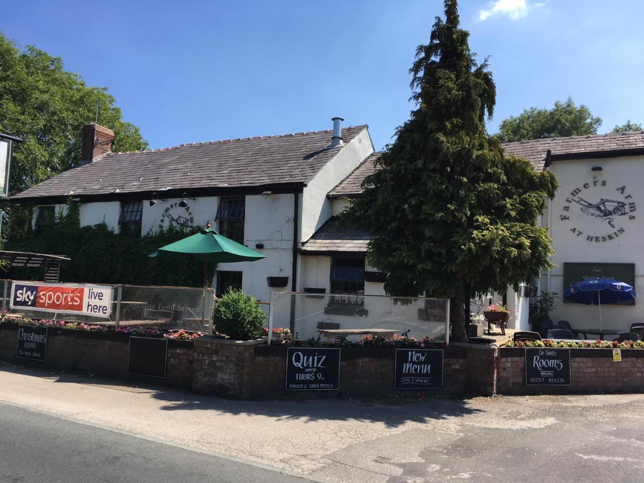 The Farmers Arms Hotell Eccleston  Exteriör bild